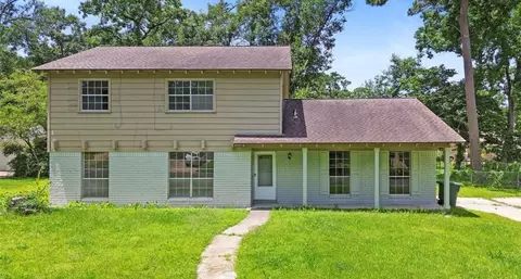 204 Pine Valley St, Huntsville, TX 77320
