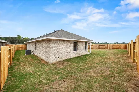 Exterior - 9233 Boulder Blvd, Conroe, TX 77303 photo 2 of 3