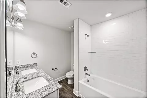 Bath - 9233 Boulder Blvd, Conroe, TX 77303 photo 3 of 5