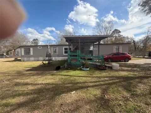 11 June Ln, Shepherd, TX 77371
