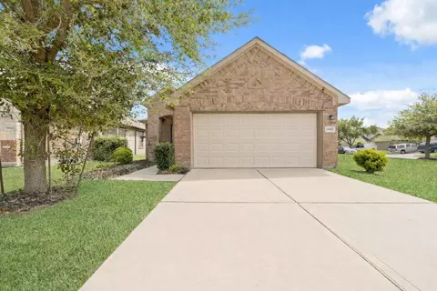 19610 Kingston Green Ln, Houston, TX 77073