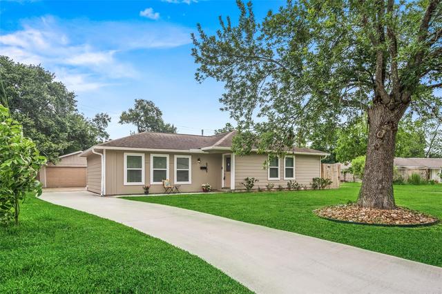 5755 Belvedere St, Houston, TX 77021