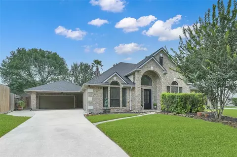 27229 Kings Manor Dr S, Kingwood, TX 77339