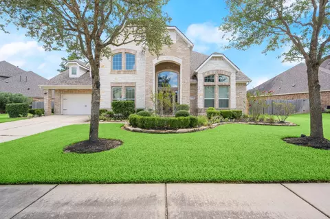 Exterior - 22906 Shieldhall Ln, Tomball, TX 77375 photo 1 of 10