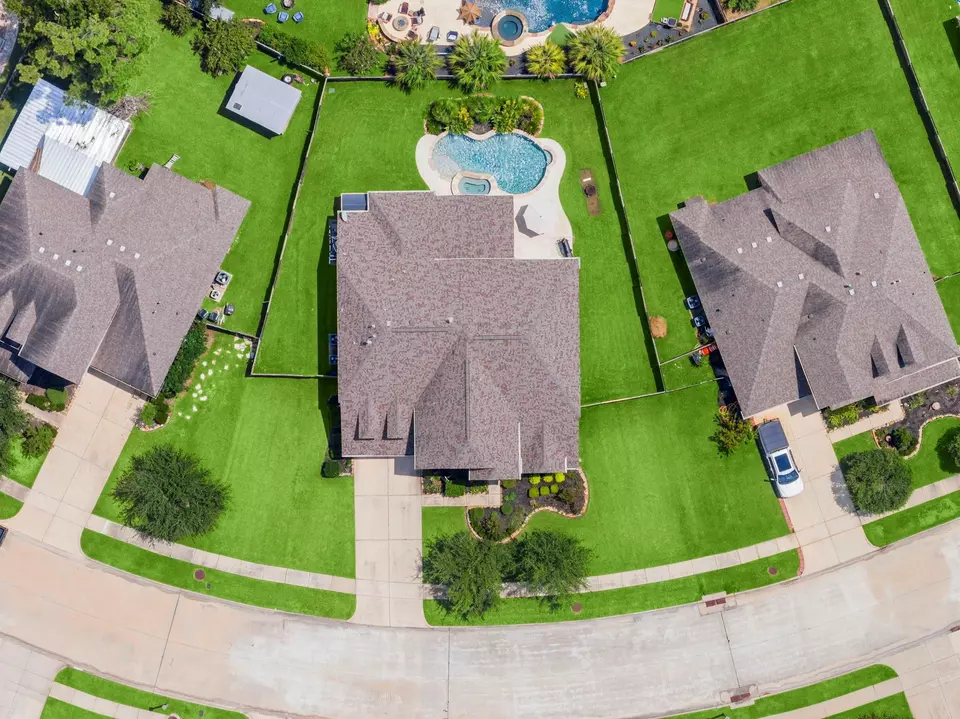 View/Area - 22906 Shieldhall Ln, Tomball, TX 77375 photo 2 of 4