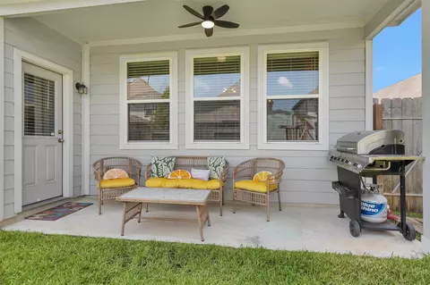Exterior - 3611 Cannon Dr, Conroe, TX 77301 photo 4 of 8