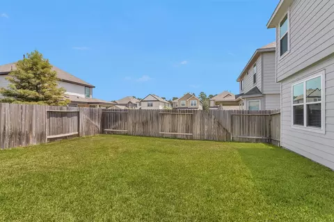 Exterior - 3611 Cannon Dr, Conroe, TX 77301 photo 6 of 8