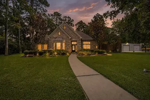 11815 Advance Dr, Houston, TX 77065
