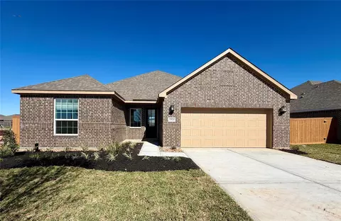 13924 Starboard Reach Dr, Santa Fe, TX 77510