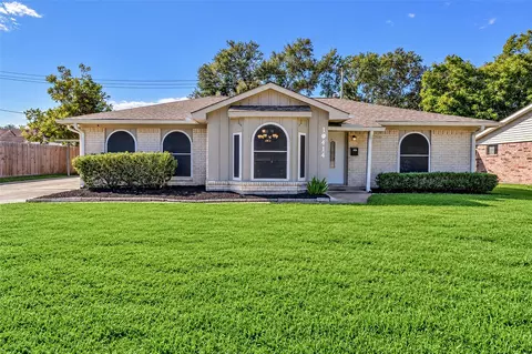 10414 Rustic Rock Rd, La Porte, TX 77571