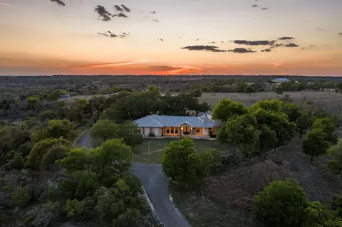 7158 S Us Hwy 87, Fredericksburg, TX 78624