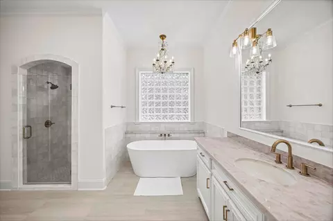 Bath - 4111 Angling Ln, Spring, TX 77386 photo 1 of 3
