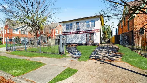 2005 Wentworth St, Houston, TX 77004