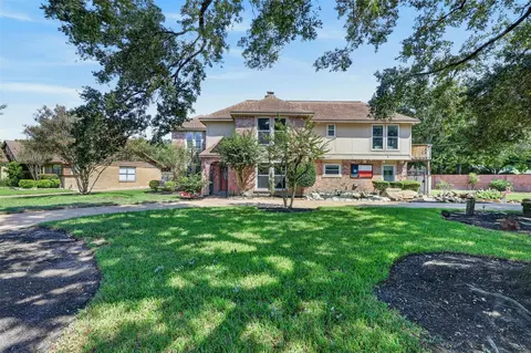 7214 Creek Crest Dr, Houston, TX 77095