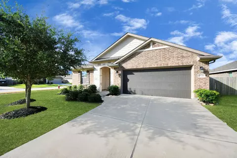 19126 Hidden Arbor Dr, Manvel, TX 77578