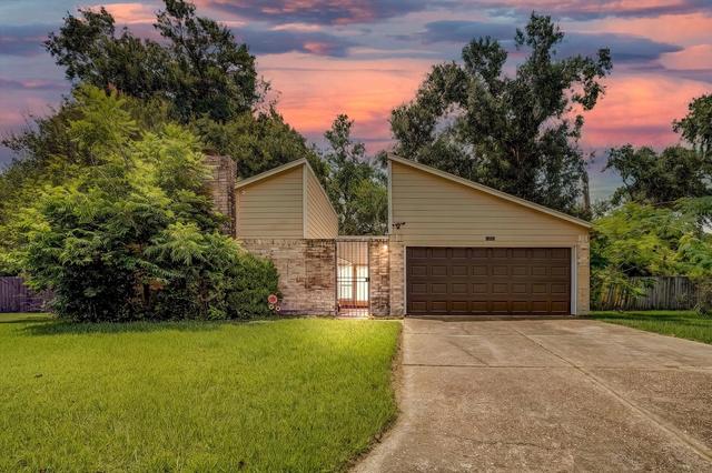 17502 Favor Bend Ct, Humble, TX 77396