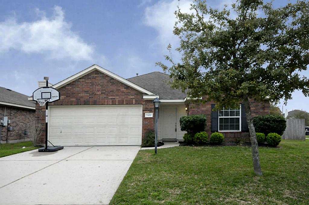 2402 Lancer Park, Conroe, TX 77385 photo 1