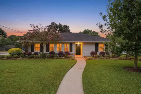 4701 Hummingbird St, Houston, TX 77035