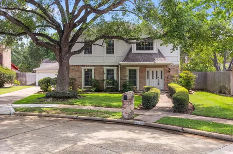 4007 Valley Estates Dr, Houston, TX 77082