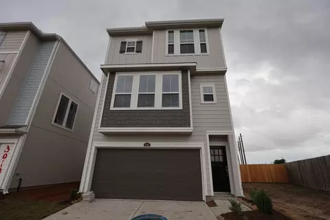 3016 Tres Olivos Dr, Houston, TX 77047