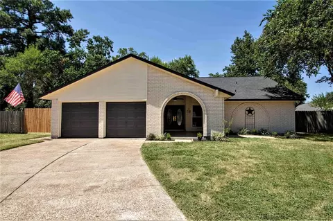 3210 Greenham Ct, Spring, TX 77388 photo 1