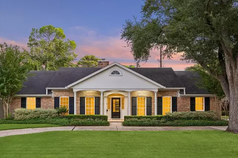 6235 Sugar Hill Dr, Houston, TX 77057