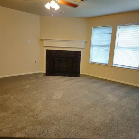 Living - 42 Drifting Shadows Cir, Conroe, TX 77385 photo 1 of 1