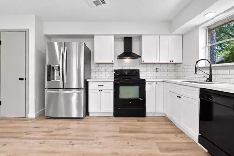 Kitchen - 4502 Quailgate Dr, Spring, TX 77373 photo 2 of 3