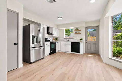 Kitchen - 4502 Quailgate Dr, Spring, TX 77373 photo 3 of 3