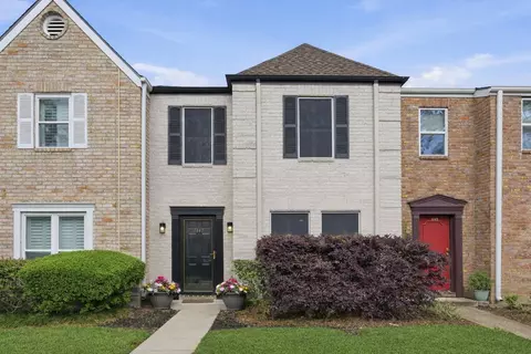 1147 Country Place Dr, Houston, TX 77079