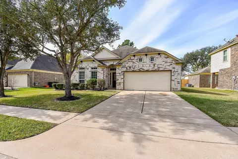 4215 Mill Oaks Dr, Houston, TX 77084