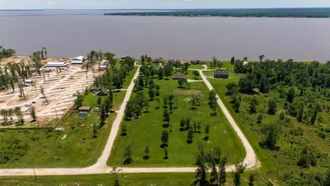 032 Falcon Pt, Onalaska, TX 77360