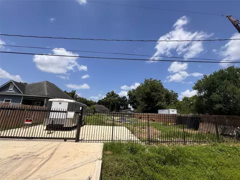 1016 Marjorie St, Houston, TX 77088