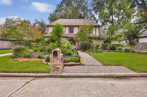 2407 Trail River Dr, Kingwood, TX 77345