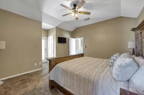 Bedroom - 614 Spring Forest Dr, Conroe, TX 77302 photo 1 of 2
