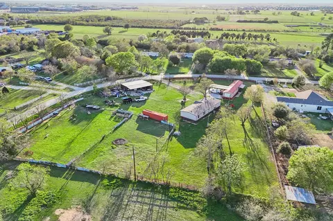 View/Area - 30318 Binford Pl, Waller, TX 77484 photo 1 of 4
