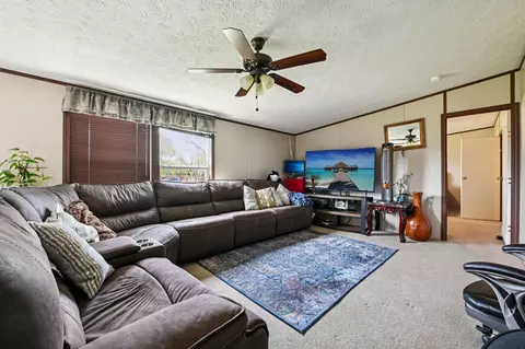 Living - 30318 Binford Pl, Waller, TX 77484 photo 4 of 5
