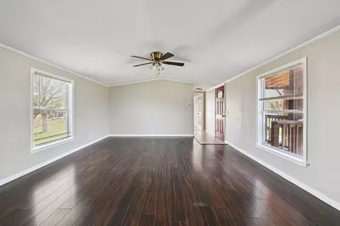 Living - 30318 Binford Pl, Waller, TX 77484 photo 3 of 5
