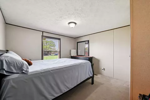 Bedroom - 30318 Binford Pl, Waller, TX 77484 photo 4 of 7