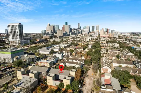 1330 Rosalie St, Houston, TX 77004