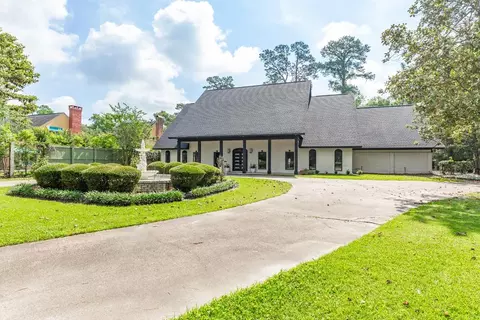 1380 Thomas Rd, Beaumont, TX 77706