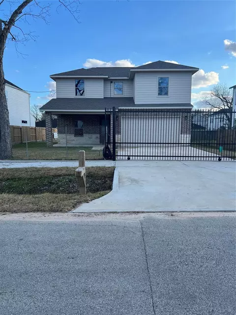 1019 Ellington St, Houston, TX 77088