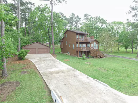 330 Holiday Ln, Coldspring, TX 77331 photo 1