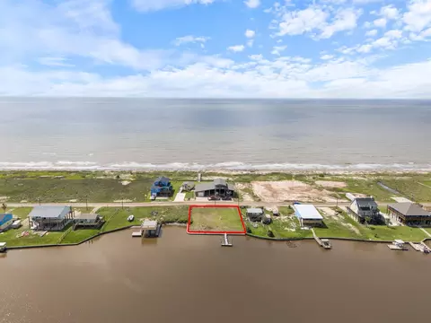 1001 County Road 230, Sargent, TX 77414