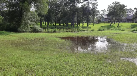 4 Bayou Bend Drive Dr, Baytown, TX 77523