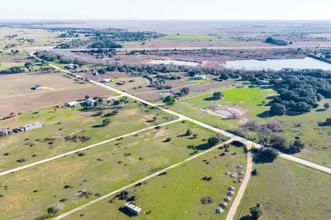682 Schultz Rd S, Sealy, TX 77474 photo 16