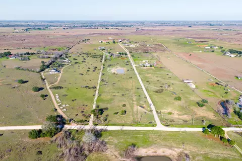 682 Schultz Rd S, Sealy, TX 77474 photo 11