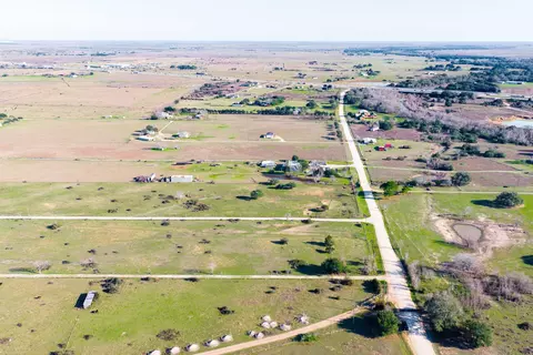 682 Schultz Rd S, Sealy, TX 77474 photo 17