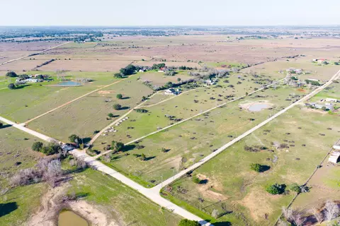 682 Schultz Rd S, Sealy, TX 77474 photo 12