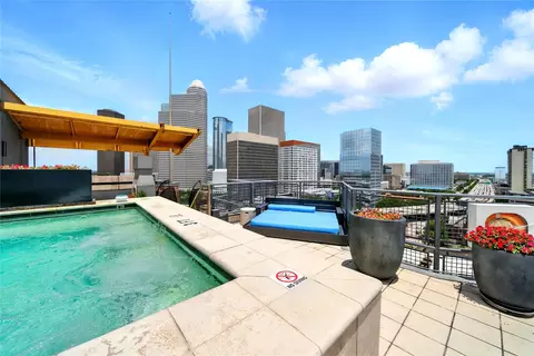 2000 Bagby St #5423, Houston, TX 77002
